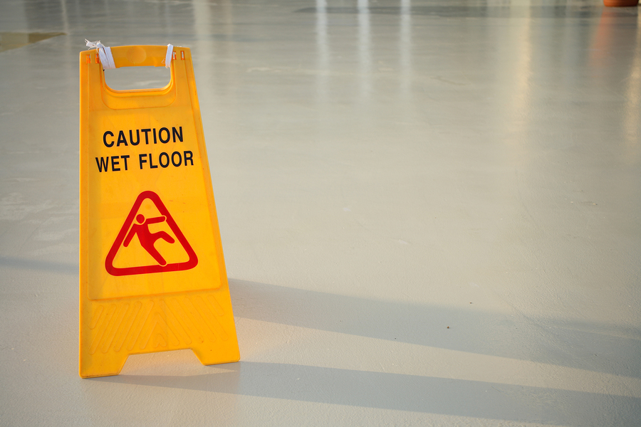 Understanding the "Notice Requirement" Defense for Minnesota Slip and Fall Cases - Sand Law LLC - Minnesota Slip and Fall Personal Injury Attorney