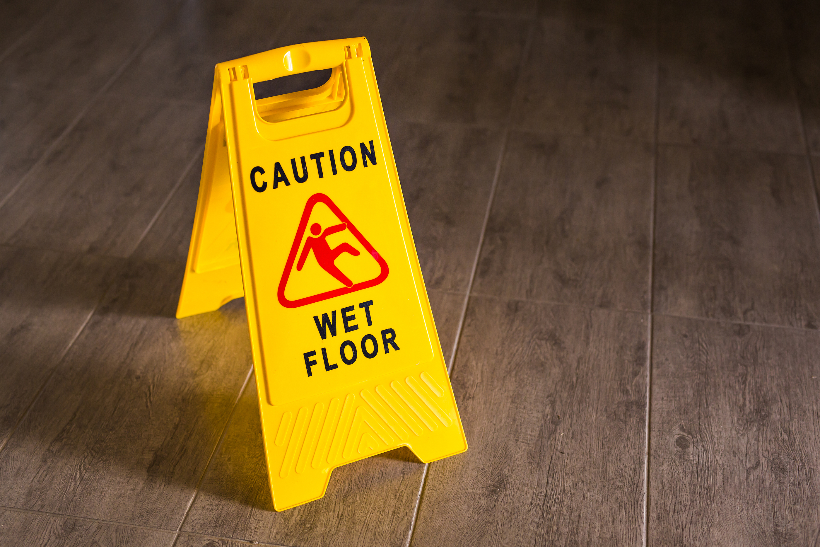 Minnesota Slip and Fall Accidents in Stores claim lawyer