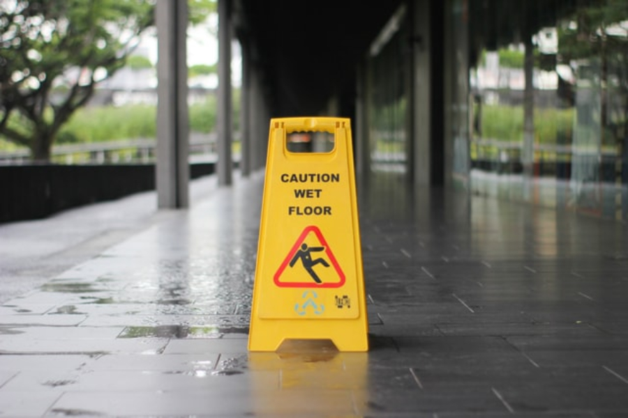 slip and fall sign - Minnesota slip and fall attorneys - sand law llc